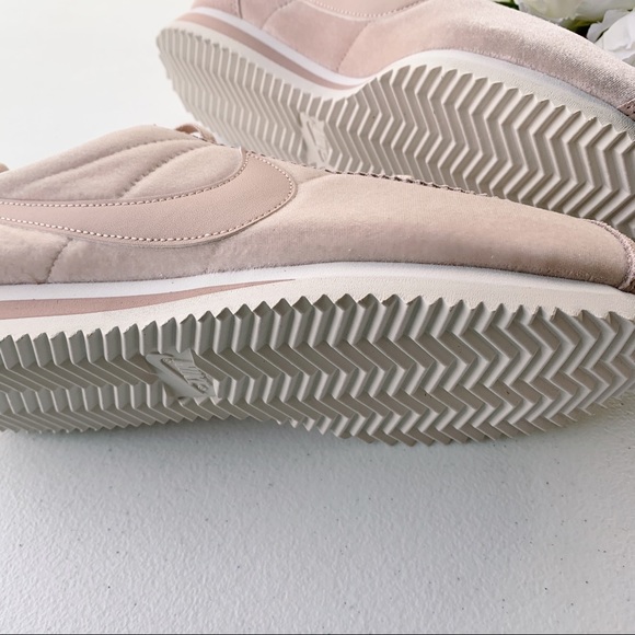 Nike Cortez suede and leather-trimmed velvet - Picture 11 of 12